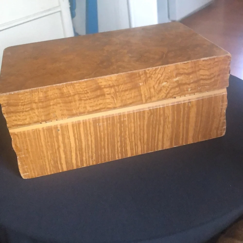 Vintage Wood Jewelry Box UNISEX